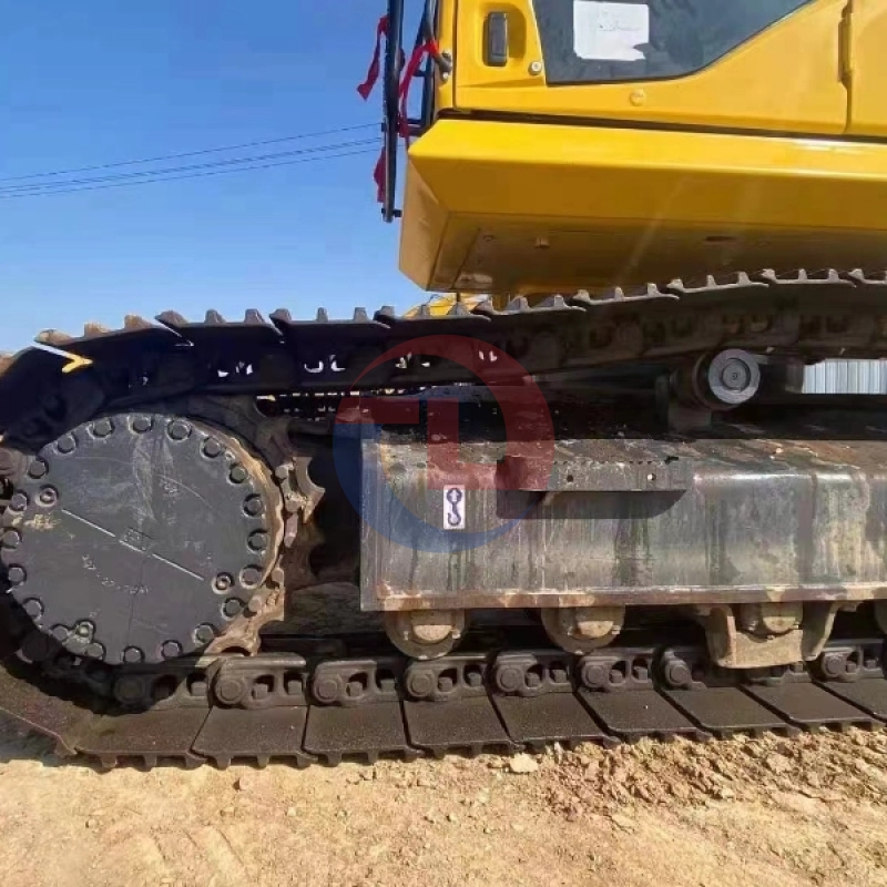 Durable Second-hand KOMATSU Excavator PC270 Komatsu Used Digger PC270-7 Crawler Hydraulic Good Quality Pc270 for Hot Sale