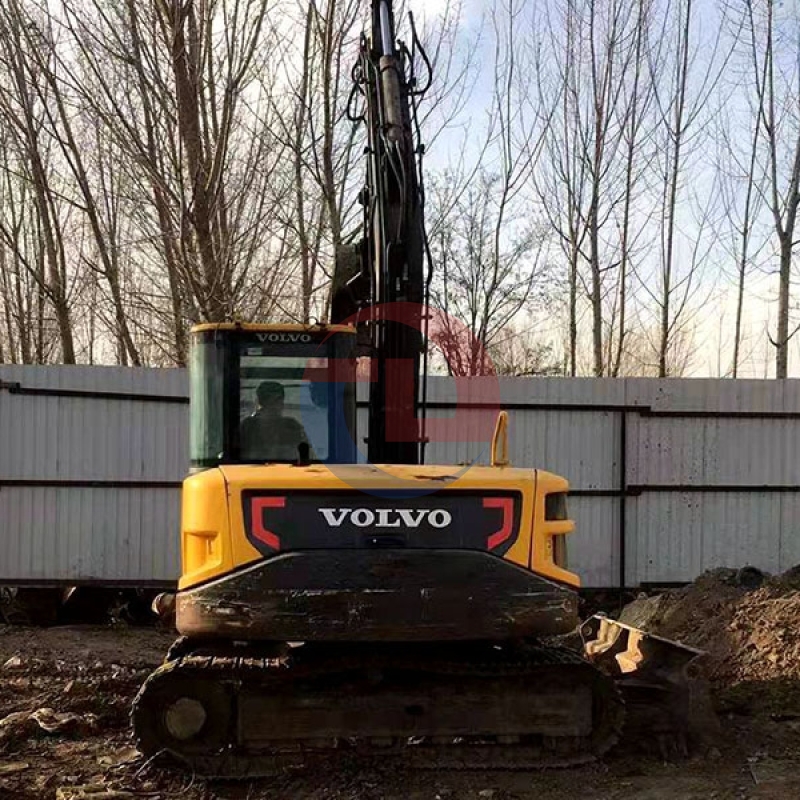 Volvo crawler EC80D used excavator for sale in China