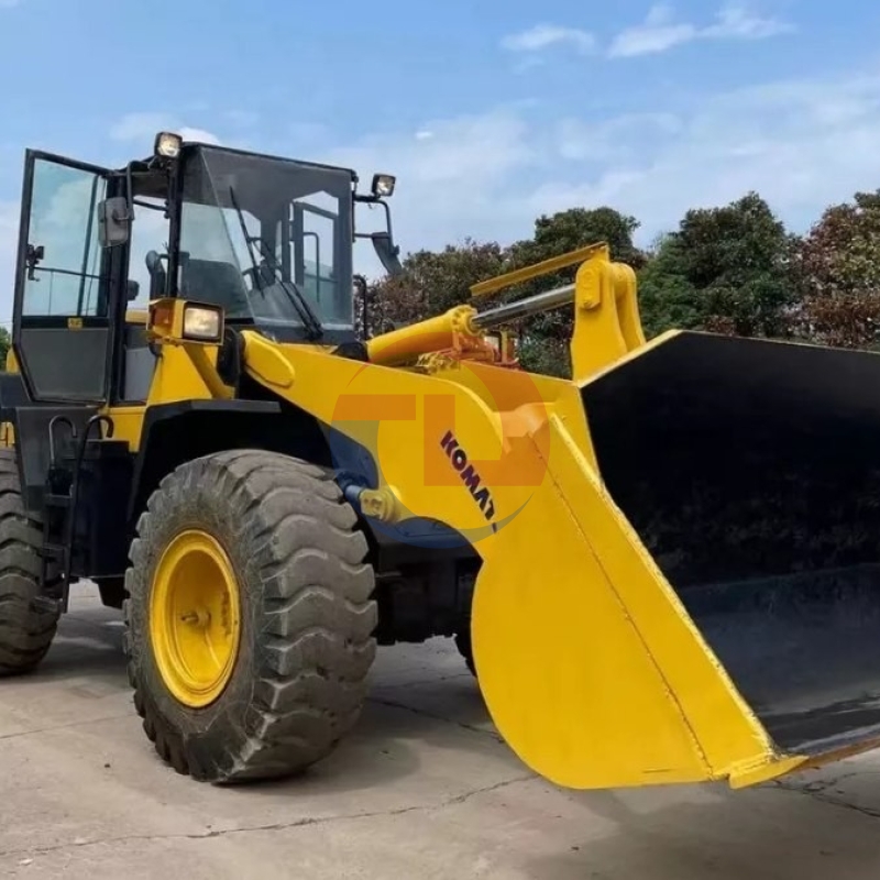 Komatsu WA320 Used Front Loader Wheel Loaders Construction Machinery 4000KG