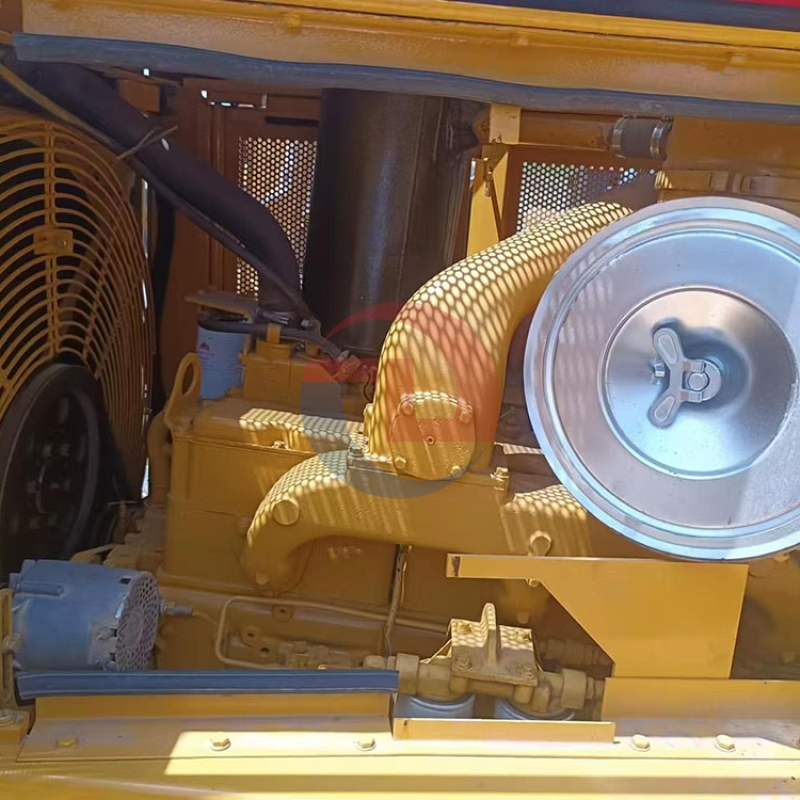 Heavy Duty Caterpillar Bulldozer Cat D8r Used Dozer for Mining Work