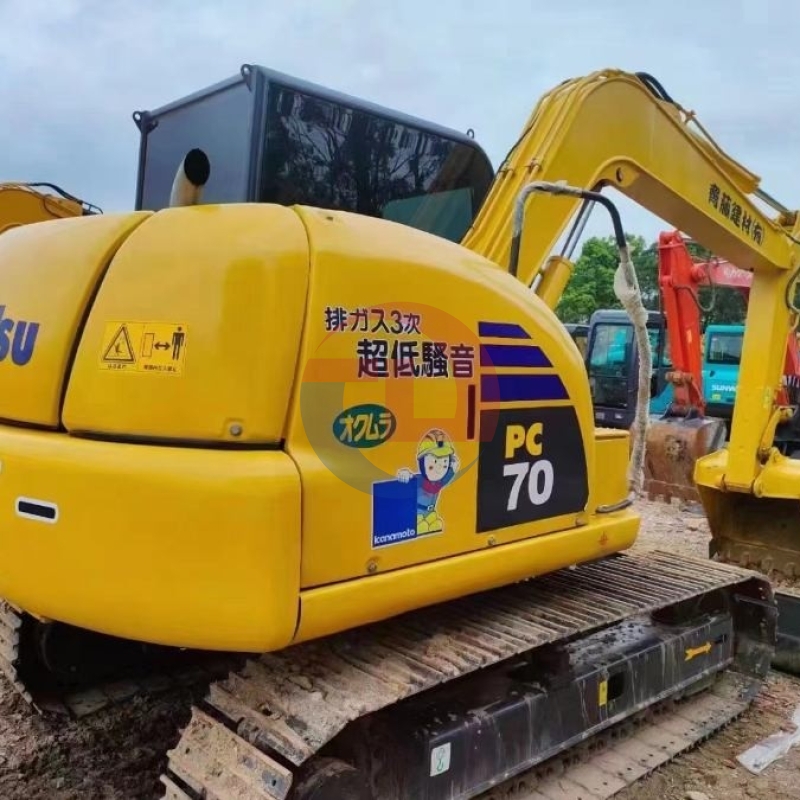 6T Used Small Excavator Komatsu PC70 Second Hand Micro Digger