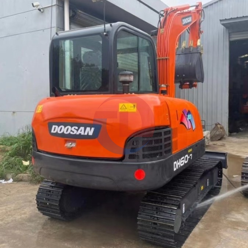 Korea Small Used Doosan Excavator DH60-7 5550KG For Agricultural