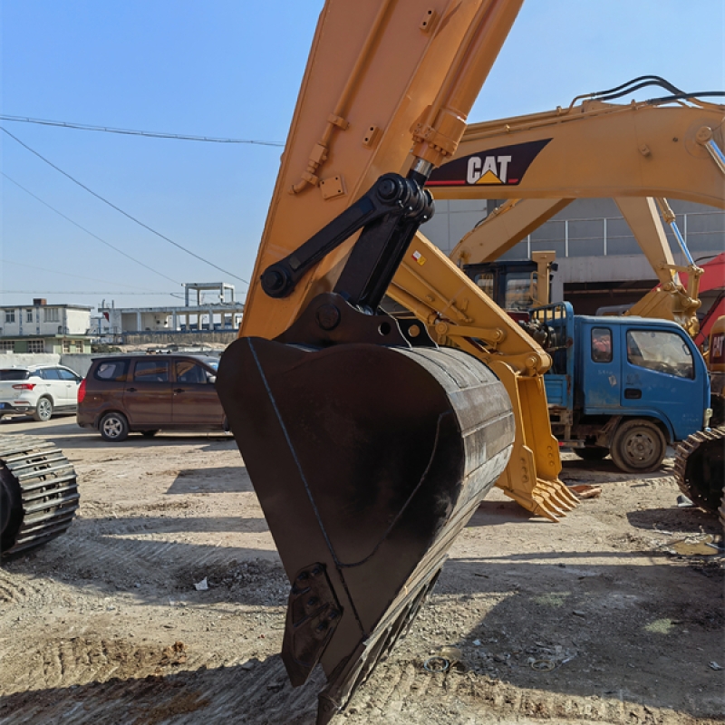 Cheap 30 ton used Hyundai 305 heavy duty excavator