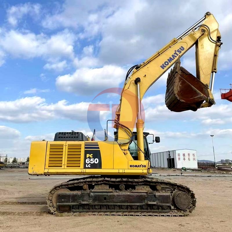 Efficient 65ton Excavator Used Komastu PC650 Heavy Construction Equipment for Sale