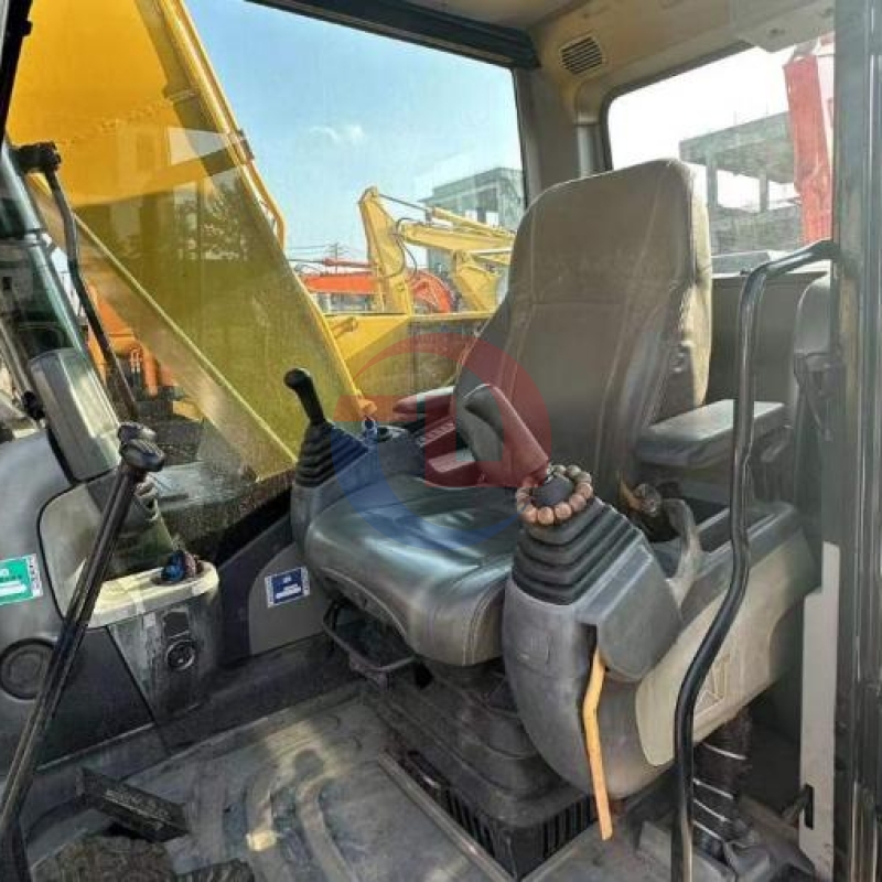Midi 312D Used Caterpillar Excavator Machine 12 Tonne For Infrastructure Construction
