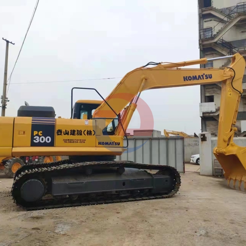 Good Quality Used Excavators komatsu Pc300-7 Japan Brand Second Hand Crawler Excavator 30ton Large Machine Cheap Price for Sale