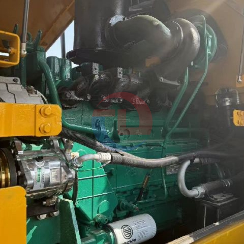 5000KG Second Hand Engineering Machinery Mini Used Compact Wheel Loader SDLG LG953L