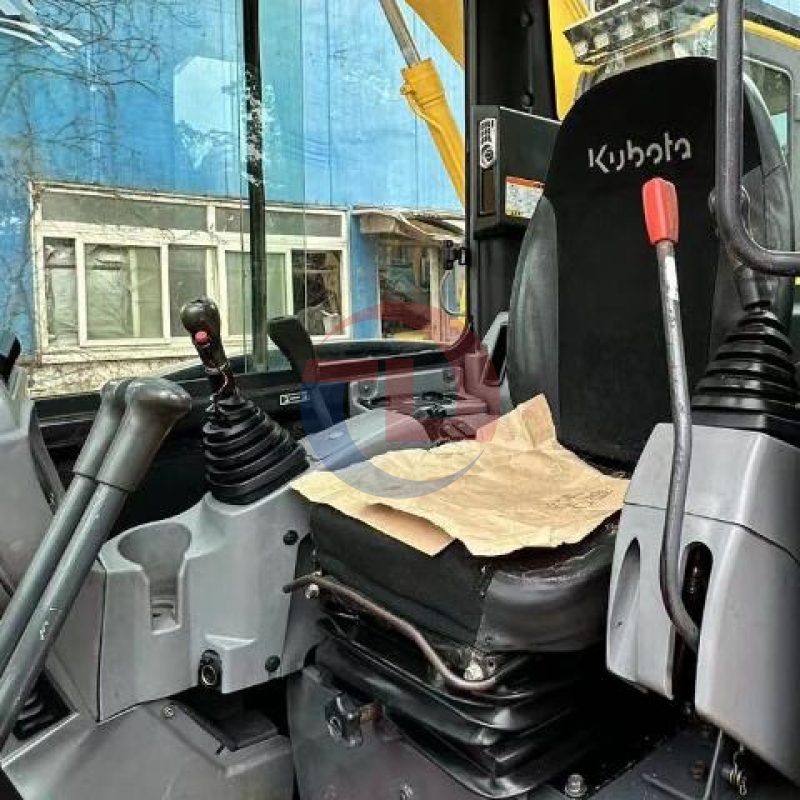 35.5KW Old Used Crawler Excavator Mini Kubota Kx163 6 Ton Digger