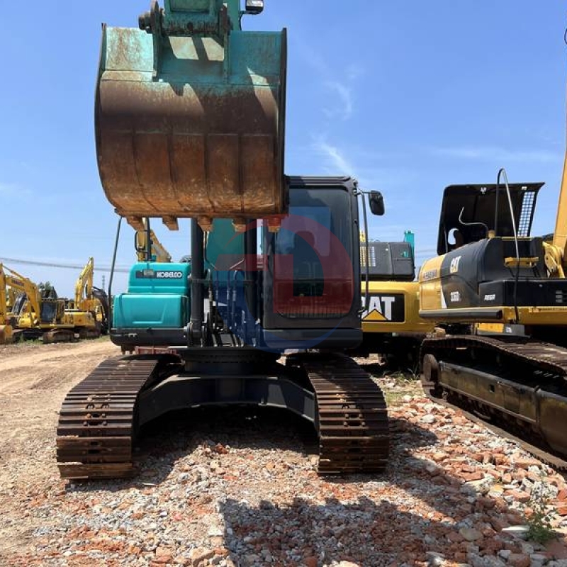 Good condition Used Excavator Kobelco SK200D for sale