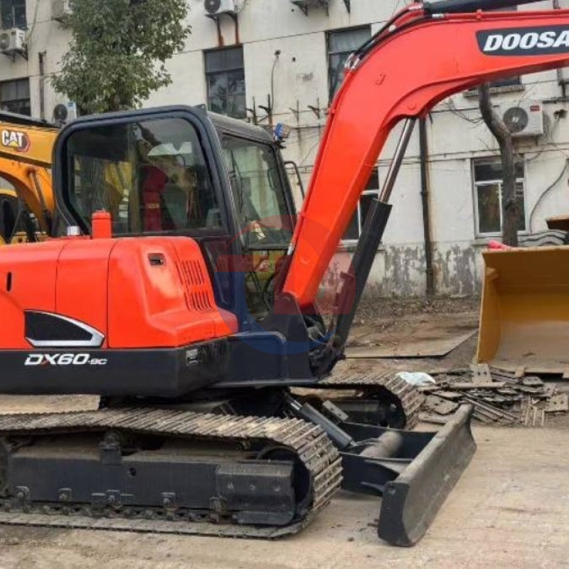 Hydraulic DX60 Doosan Micro Digger 2nd Hand Excavator Crawler 6 Ton