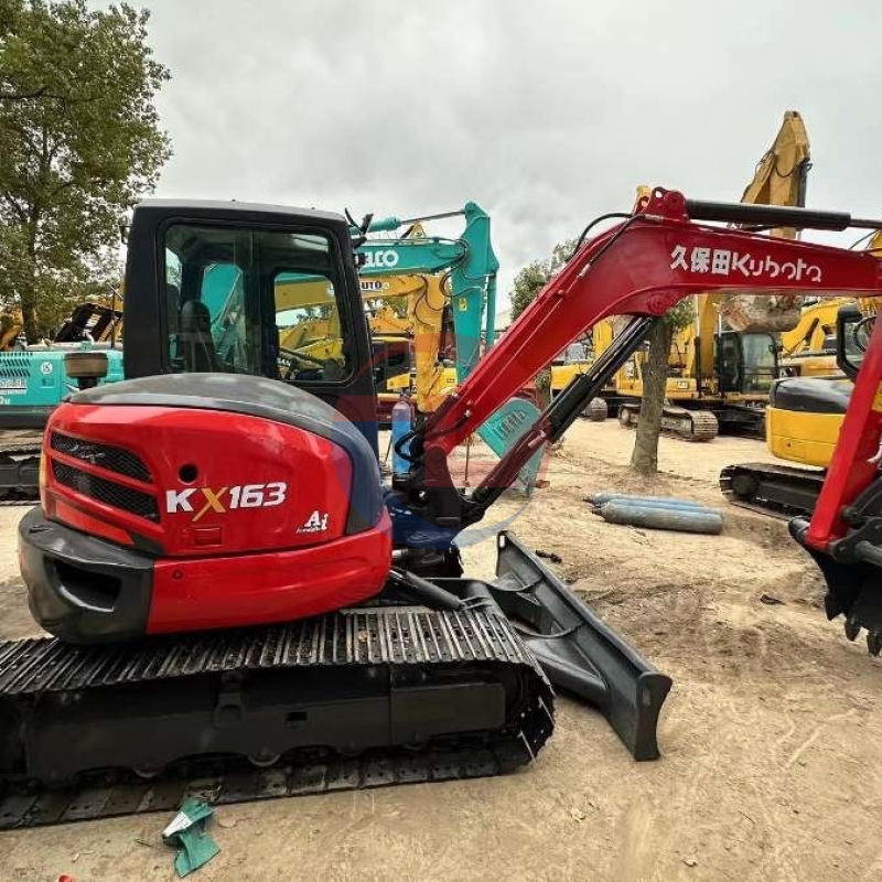 35.5KW Old Used Crawler Excavator Mini Kubota Kx163 6 Ton Digger