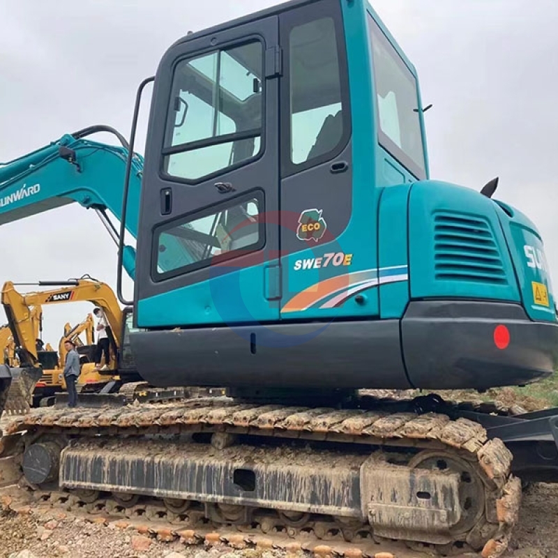 Free Shipping Original Low Price Used Excavators Good Condition Sunward Swe70E