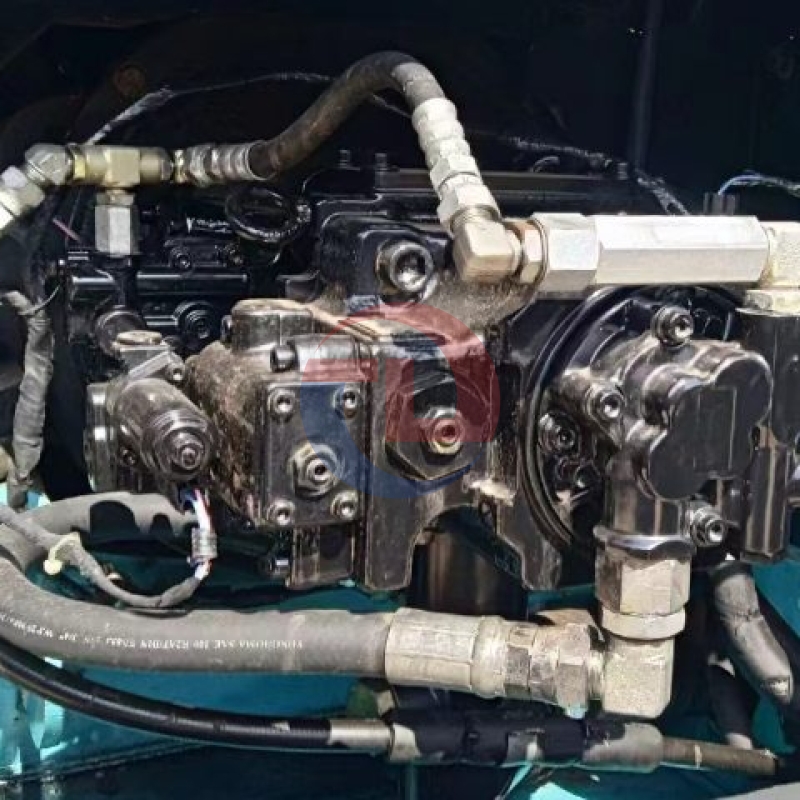 2000KW Large Turbocharged Used Kobelco Excavator SK135SR Crawler 13 Ton