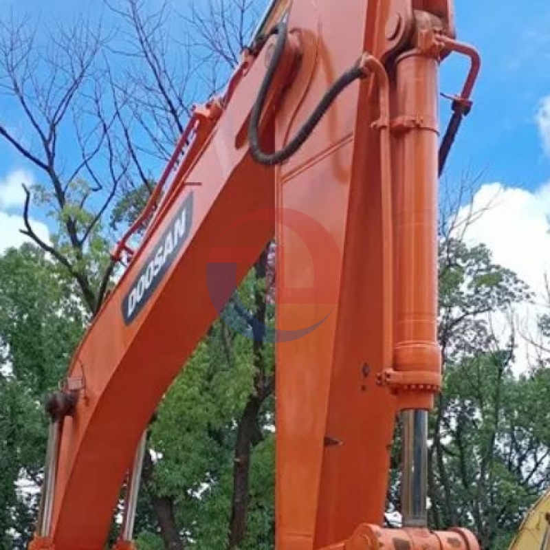 Secondhand Doosan DH420LC Earth Excavation Equipment Mining Digger