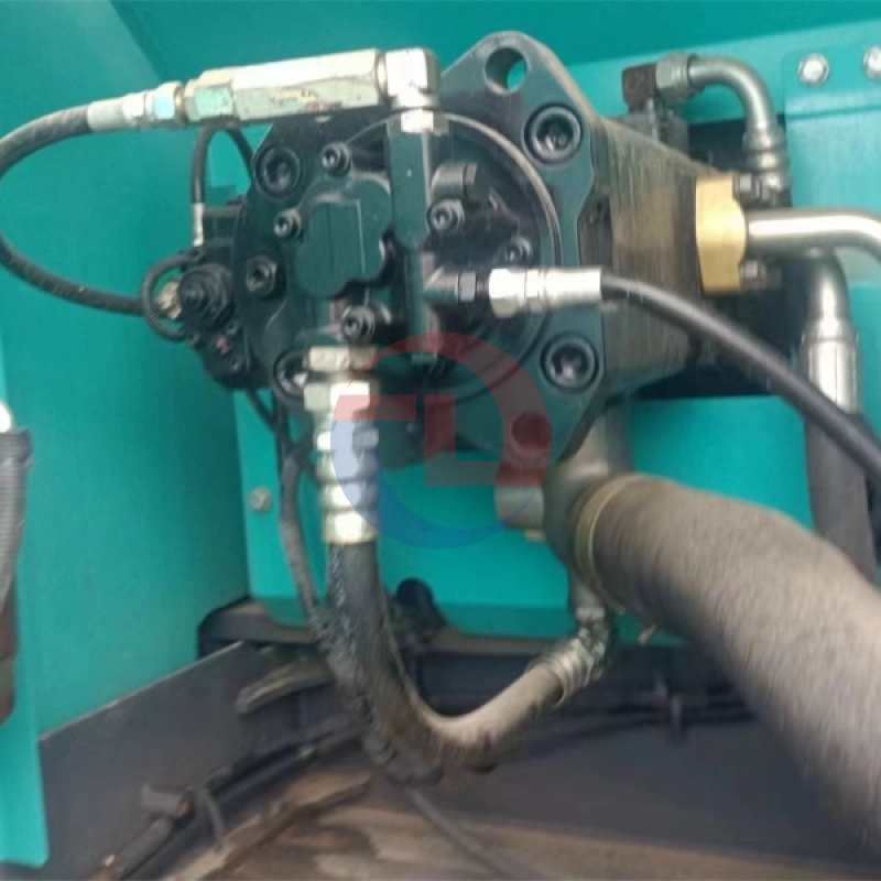 90 new Used Excavator Kobelco SK250 for sale