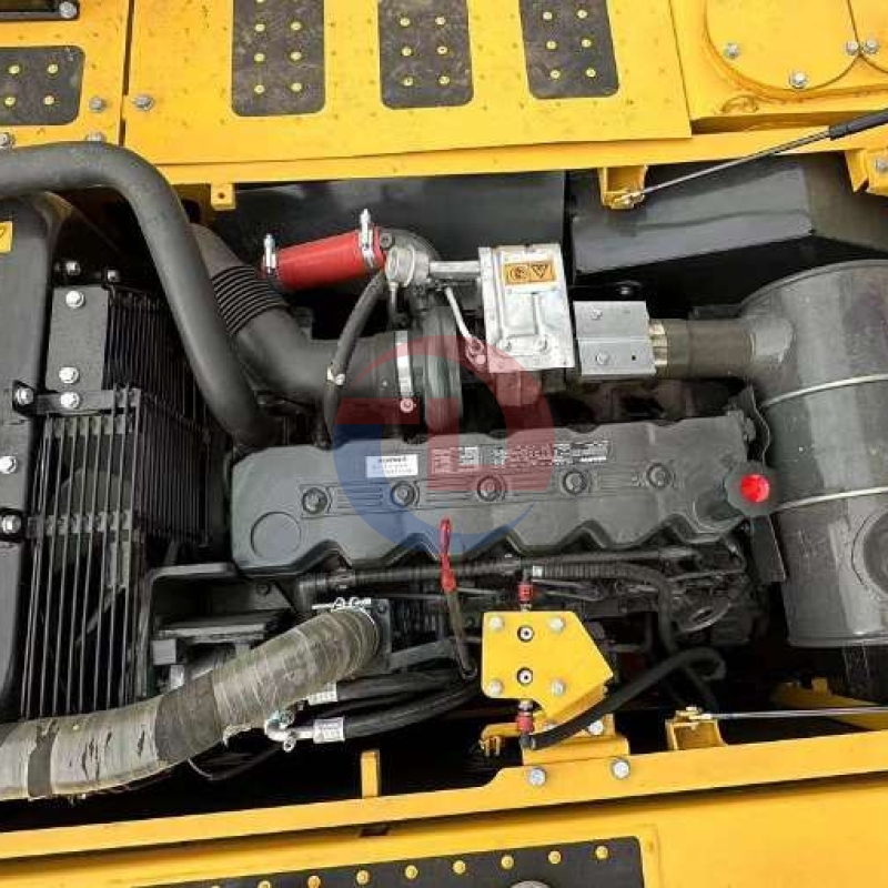 22Ton Used Crawler Excavator Komatsu PC220-8 Secondhand Construction Machinery