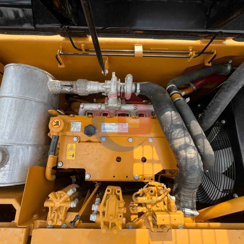 118KW Used Excavator Equipment Caterpillar 323D2 Hydraulic Crawler Excavators