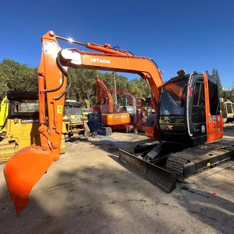 7 Tons ZX75US Used Hitachi Excavator Second Hand Mini Digger