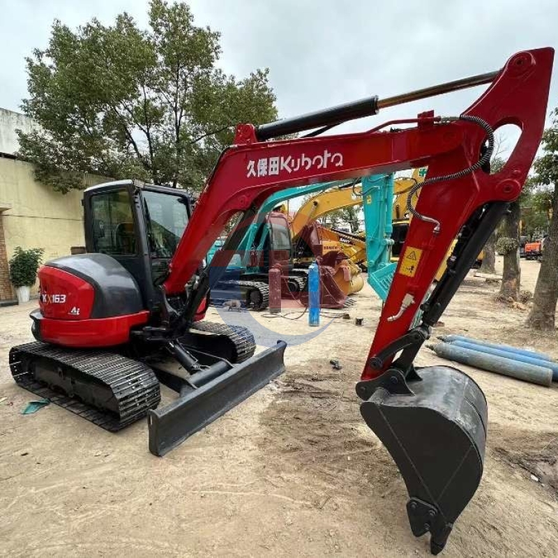 35.5KW Old Used Crawler Excavator Mini Kubota Kx163 6 Ton Digger