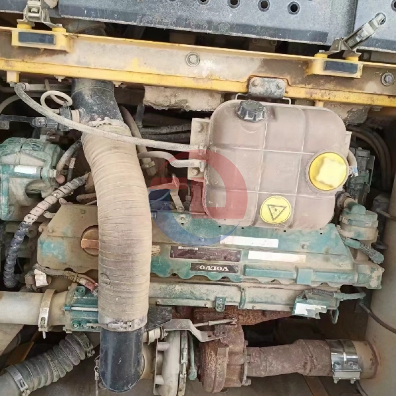Good Price Second-hand Volvo 300 Excavator Used Excavator VOLVO EC300 Crawler Excavator