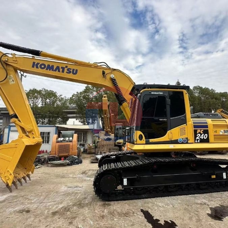 Midi Used Komatsu Excavator PC240-8 Urban Construction Machinery