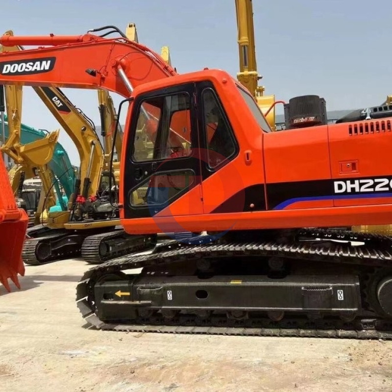 Doosan DH220LC Used Hydraulic Excavator Equipment Second Hand Diggers