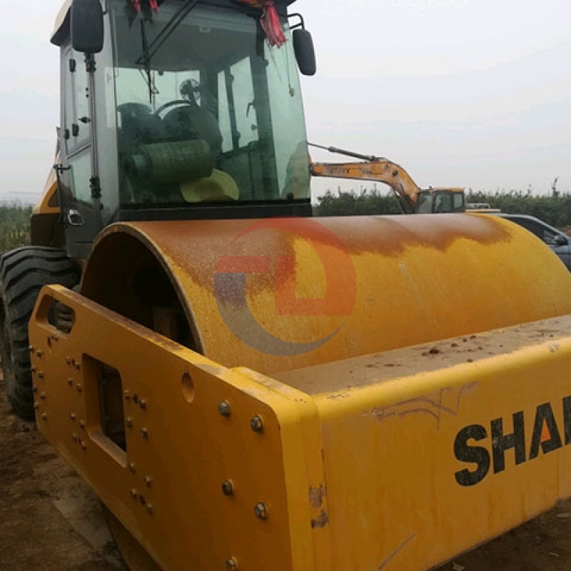 Shantui SR26M-3 26 Ton Vibratory Road Roller 140KW Weichai Engine