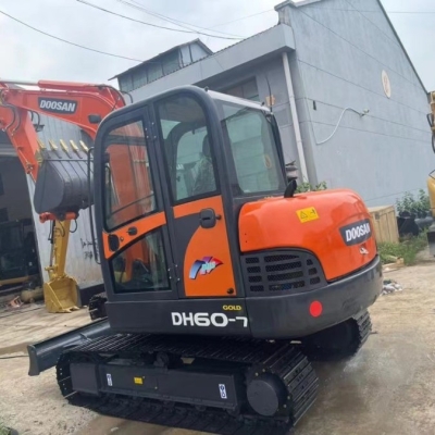 Korea Small Used Doosan Excavator DH60-7 5550KG For Agricultural
