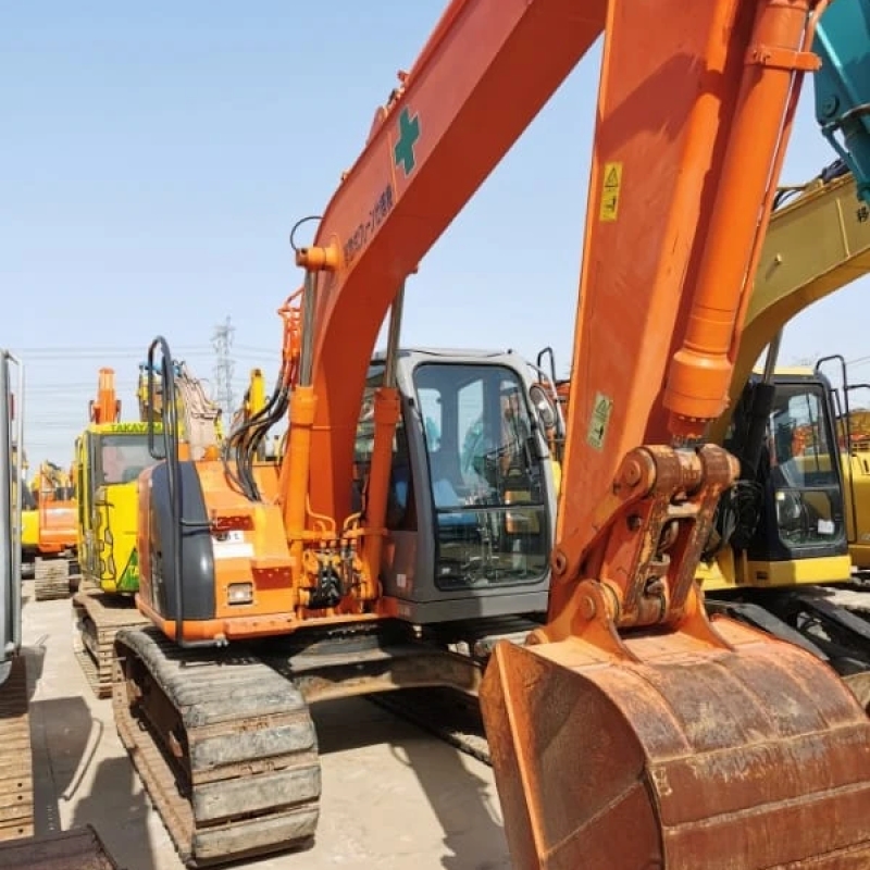 Little Working Hours Used Cheap Hitachi 135 Excavator
