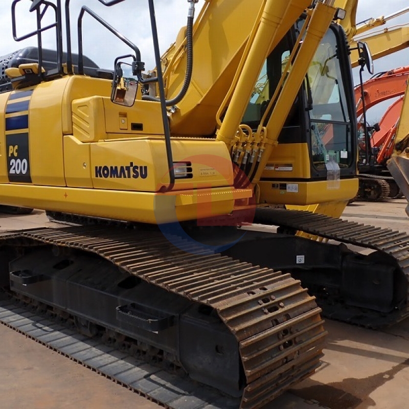 Used Komatsu PC200-11 Excavators  Original Low Price Crawler Hydraulic Excavator Machinery Japanese Condition Hot Sale