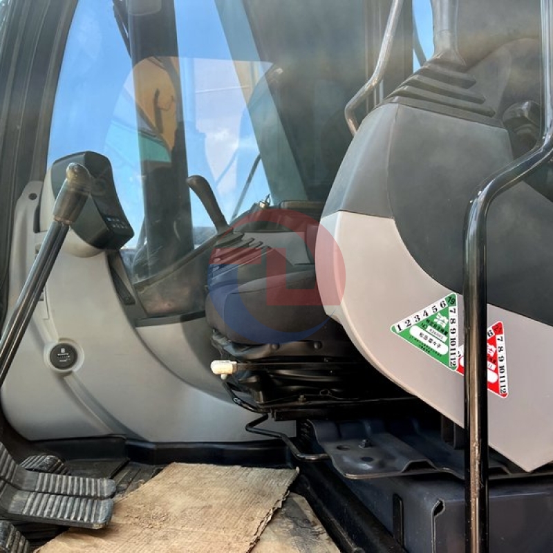 Good condition Used Excavator Kobelco SK200D for sale