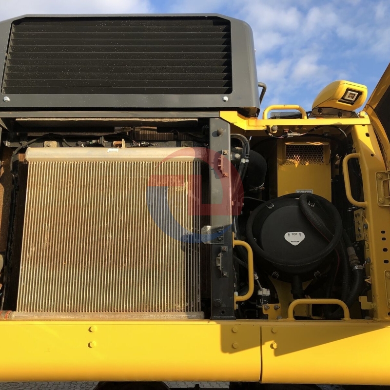 Original Used Japan KOMATSU PC490LC-11 Excavator Second Hand 49 Ton Digger High Quality in Stock