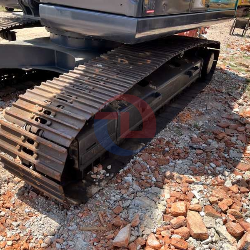 Good condition Used Excavator Kobelco SK200D for sale