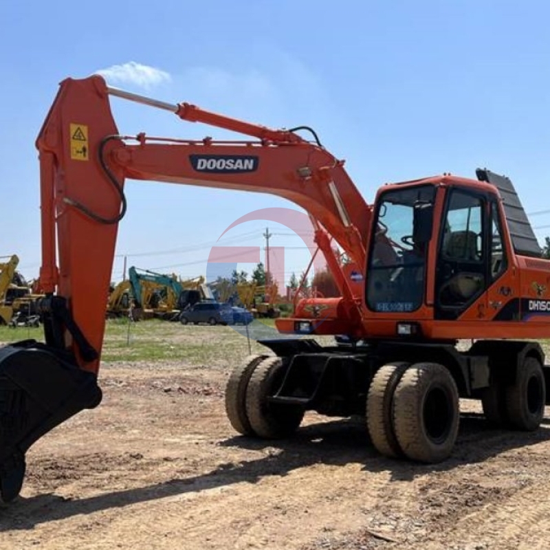 Hydraulic Terrain Wheeled Used Doosan Excavator DH150W 12Tonne