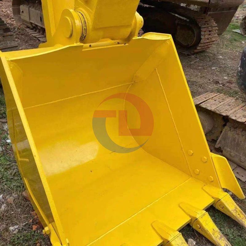 Hot Sell Of Great Quality Used Komatsu Pc200-7 Original Japan Cheap For Sale In Nice Condition Used Excavators