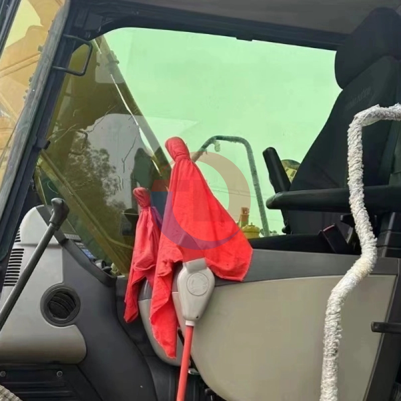 Used komatsu PC110 Original Japan 11Ton High Work Efficiency and Low Working Hours Middle Digger Imported From Japan