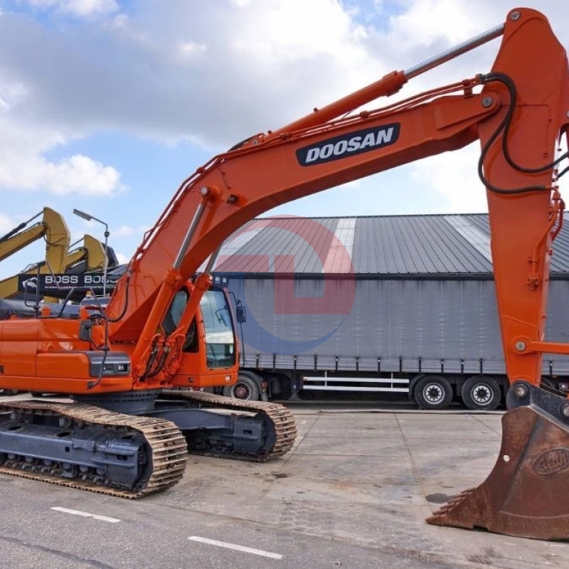 1750KW DX340LC Old Used Doosan Excavator Backhoe Crawler For Digging