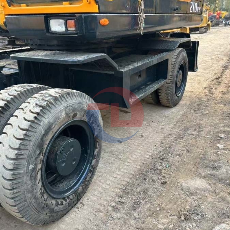 R210w-9 Wheel Used Hyundai Excavator 21950KW 21 Ton For Construction