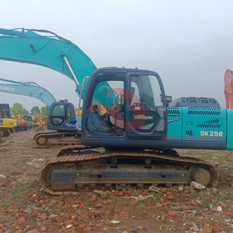 90 new Used Excavator Kobelco SK250 for sale