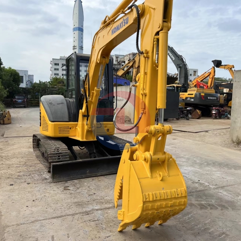 Used KOMATSU PC55MR Excavator 5 Ton Mini Crawler for Household Garden Digger Second-Hand Engine Motor Gear Available