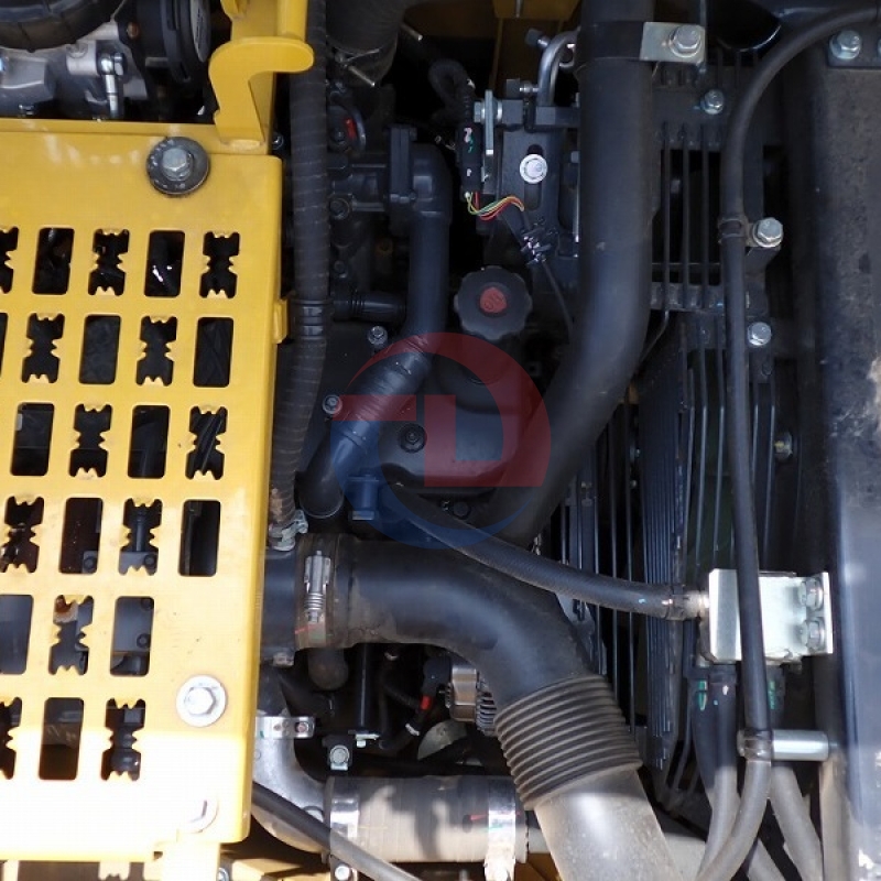 Used Komatsu PC200-11 Excavators  Original Low Price Crawler Hydraulic Excavator Machinery Japanese Condition Hot Sale