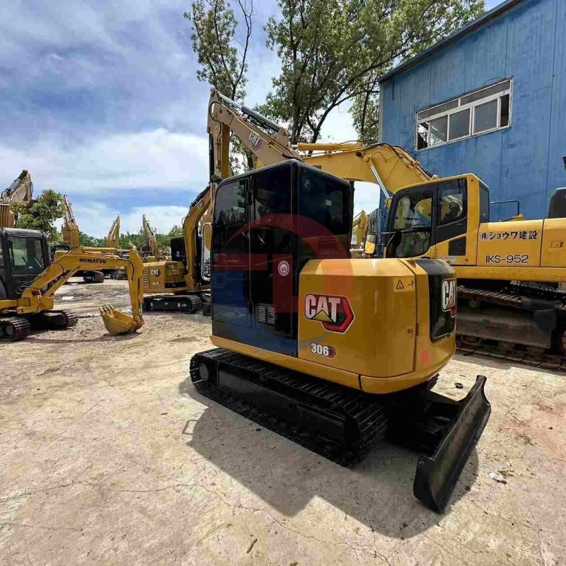 37KW Second Hand Mini Excavator Digger Caterpillar 306E2 5800KG