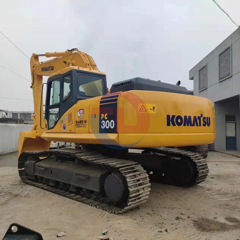 Good Quality Used Excavators komatsu Pc300-7 Japan Brand Second Hand Crawler Excavator 30ton Large Machine Cheap Price for Sale