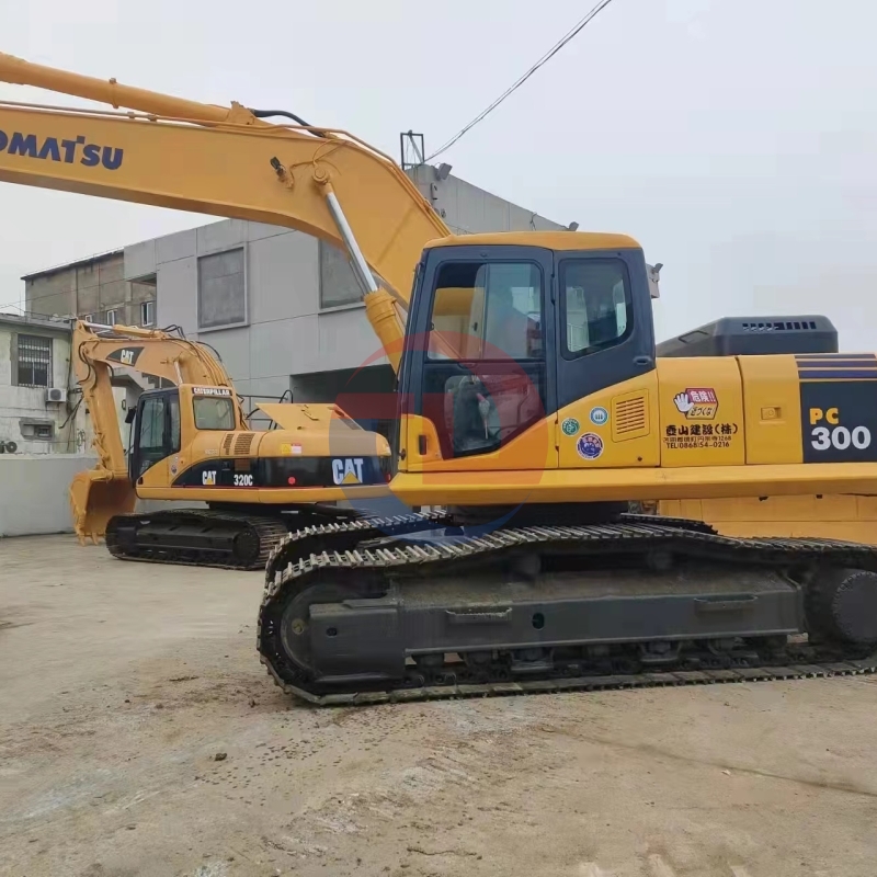 Good Quality Used Excavators komatsu Pc300-7 Japan Brand Second Hand Crawler Excavator 30ton Large Machine Cheap Price for Sale