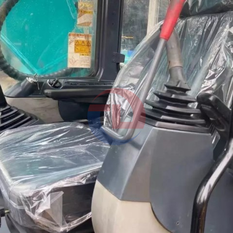 SK210 Used Kobelco Excavator Second Hand Construction Machine 114KW