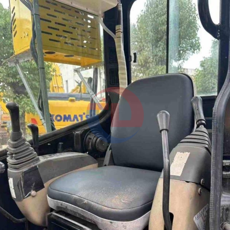 3150KG Caterpillar 303 Mini Used Excavator Second Hand Micro Digger