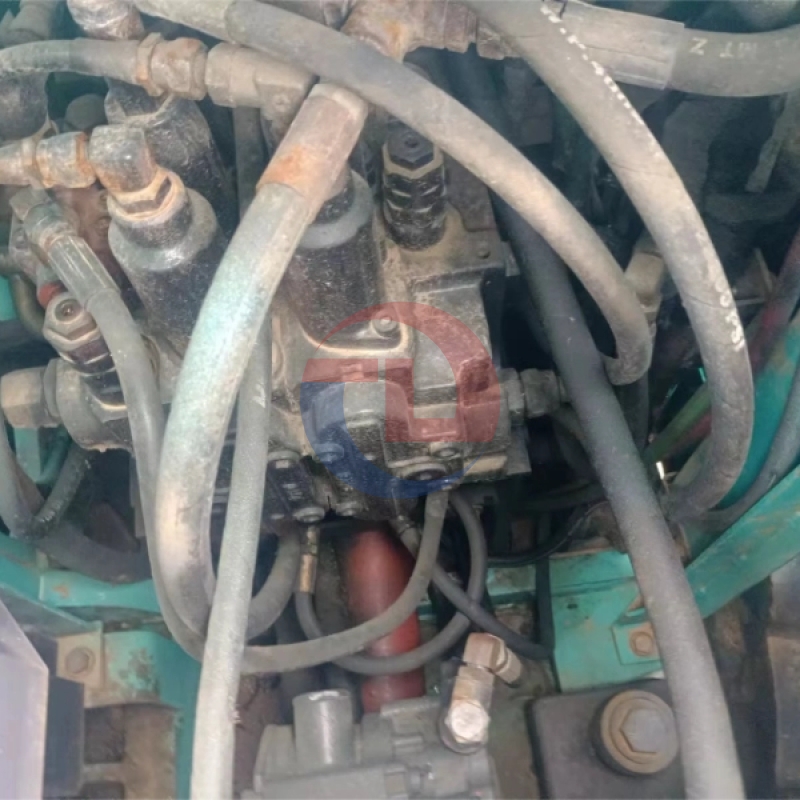 Second Hand Construction Equipment SK135 Hot Sell Used Well Maintained Low Prices Excavator Kobelco Sk135