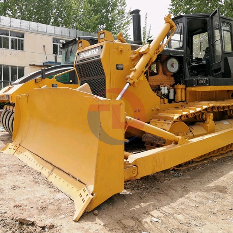 Shantui Sd32 Dozer Price Crawler Bulldozer with Ripper Bulldozer Factory Price