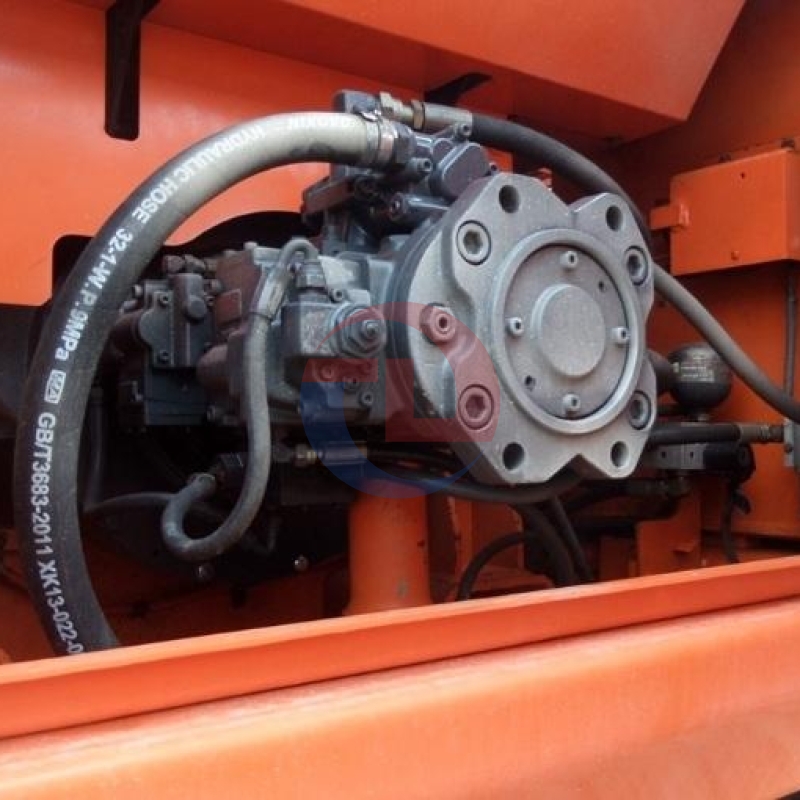 1900KW Doosan DX225LC Used Large Excavators Construction Digging Machine