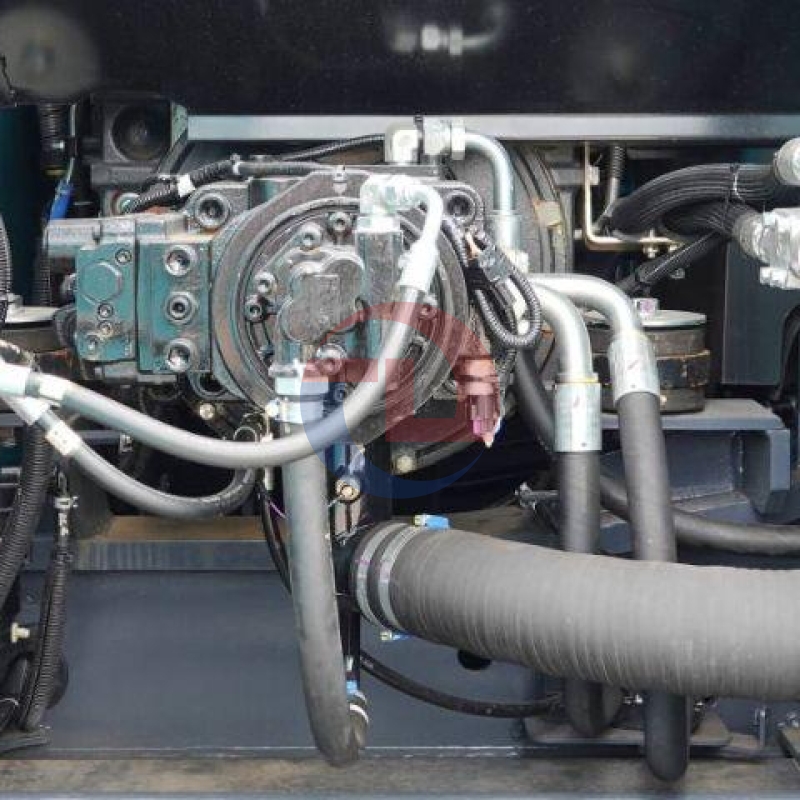 Turbocharged Hydraulic Second hand Kobelco SK220 Excavator Digger 22900KG